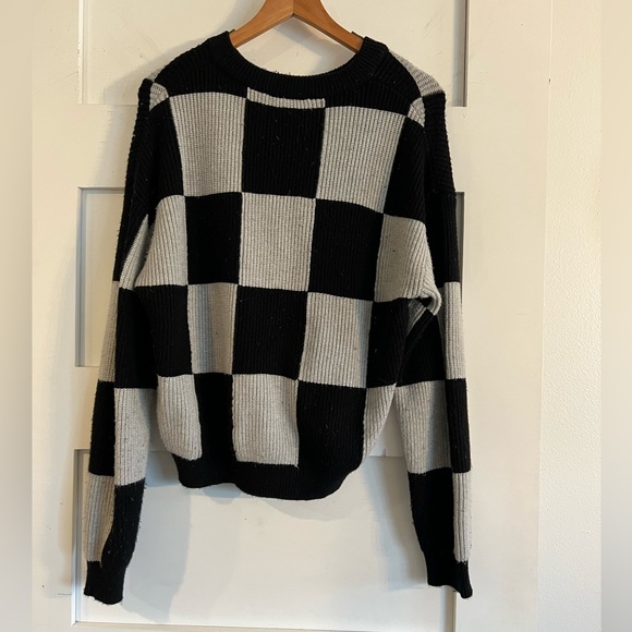 Grey & Black Checker Sweater - Picture 2 of 2